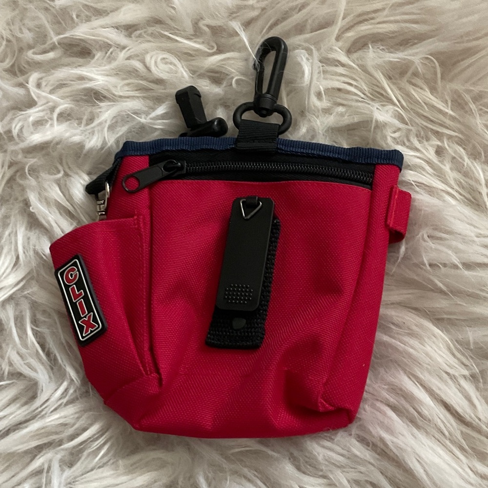 Clix Pro Treat Training Pouch NWOT